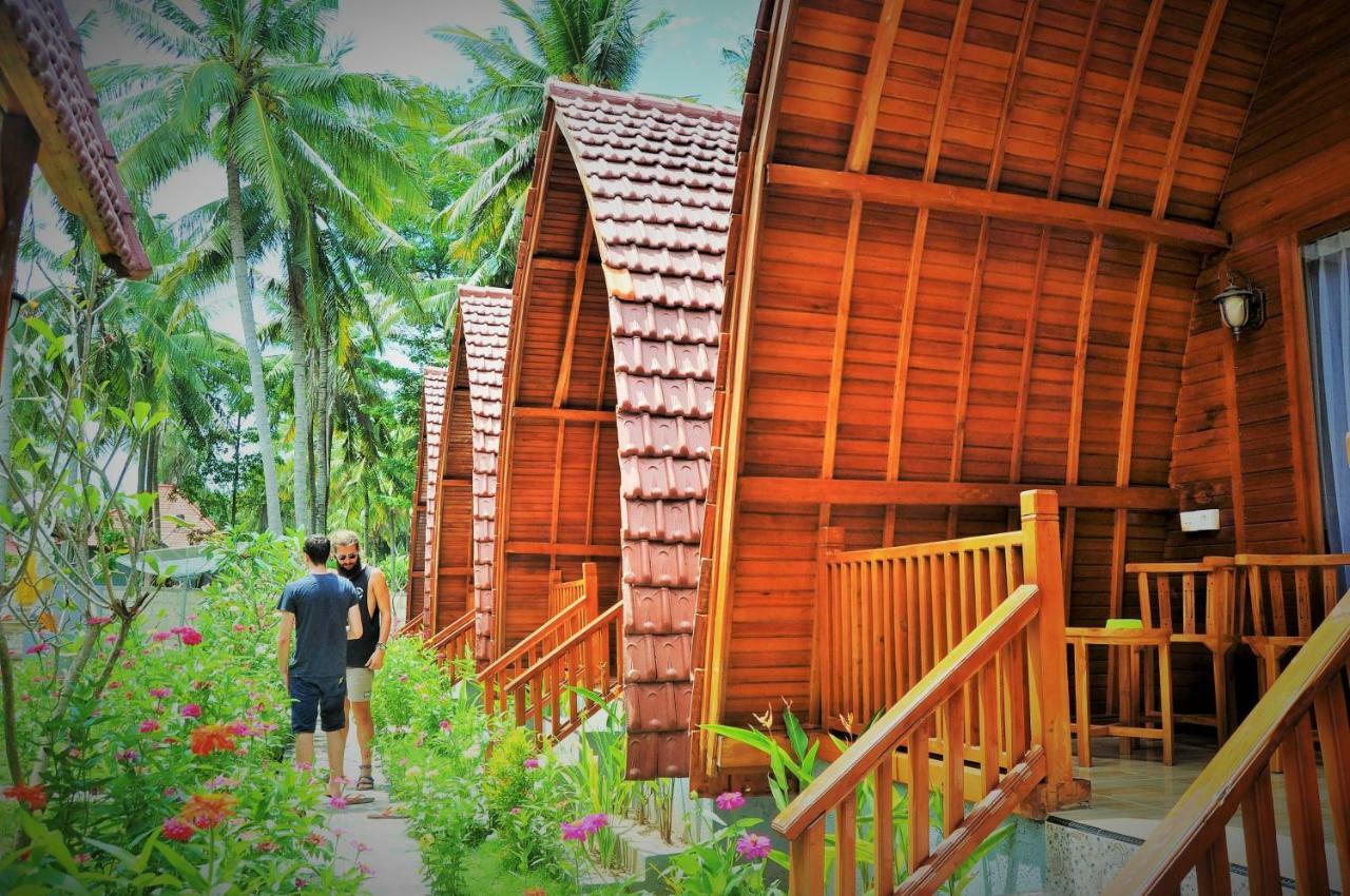 The Peace Arta Bungalow Batununggul Buitenkant foto