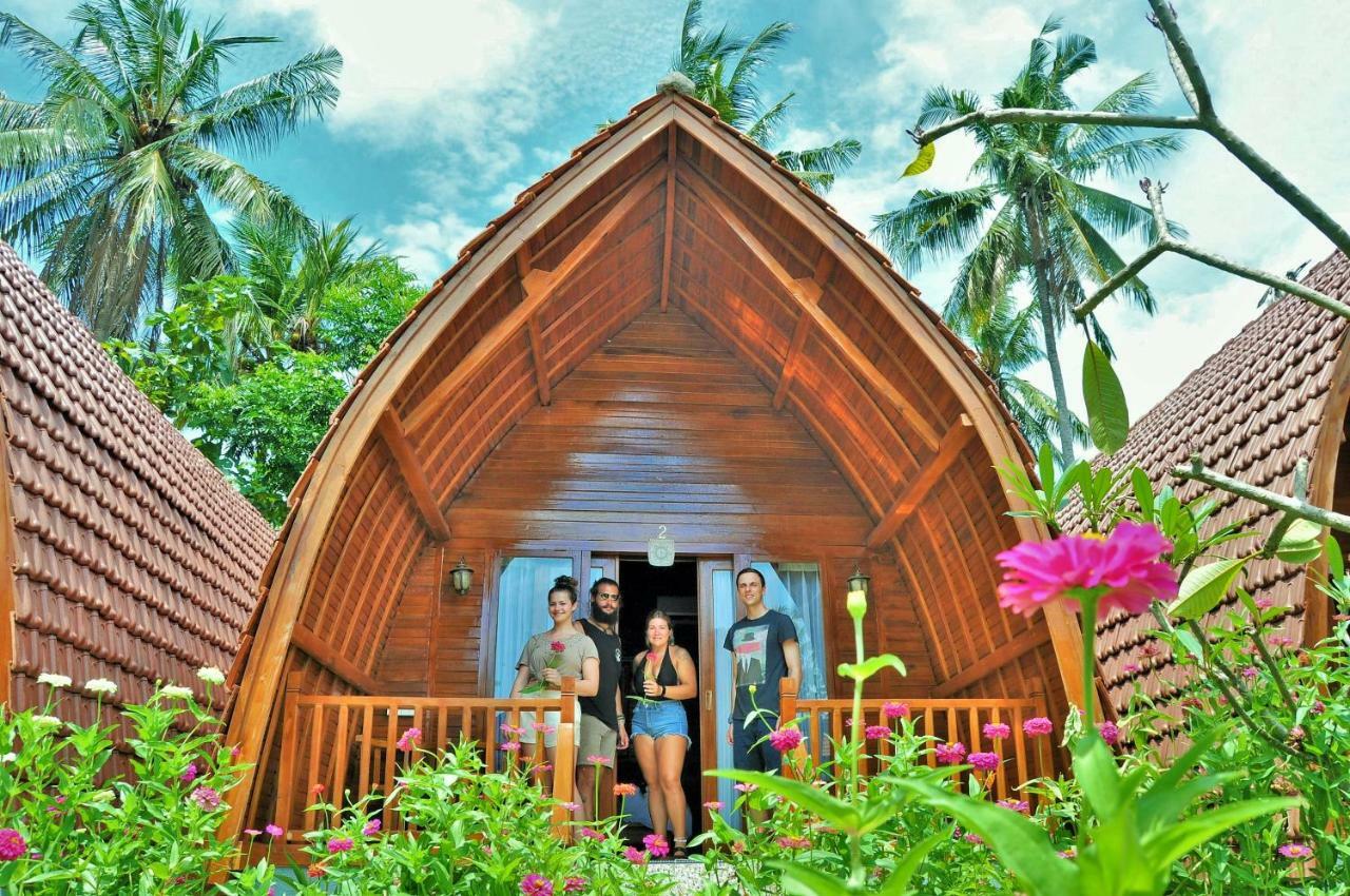 The Peace Arta Bungalow Batununggul Buitenkant foto