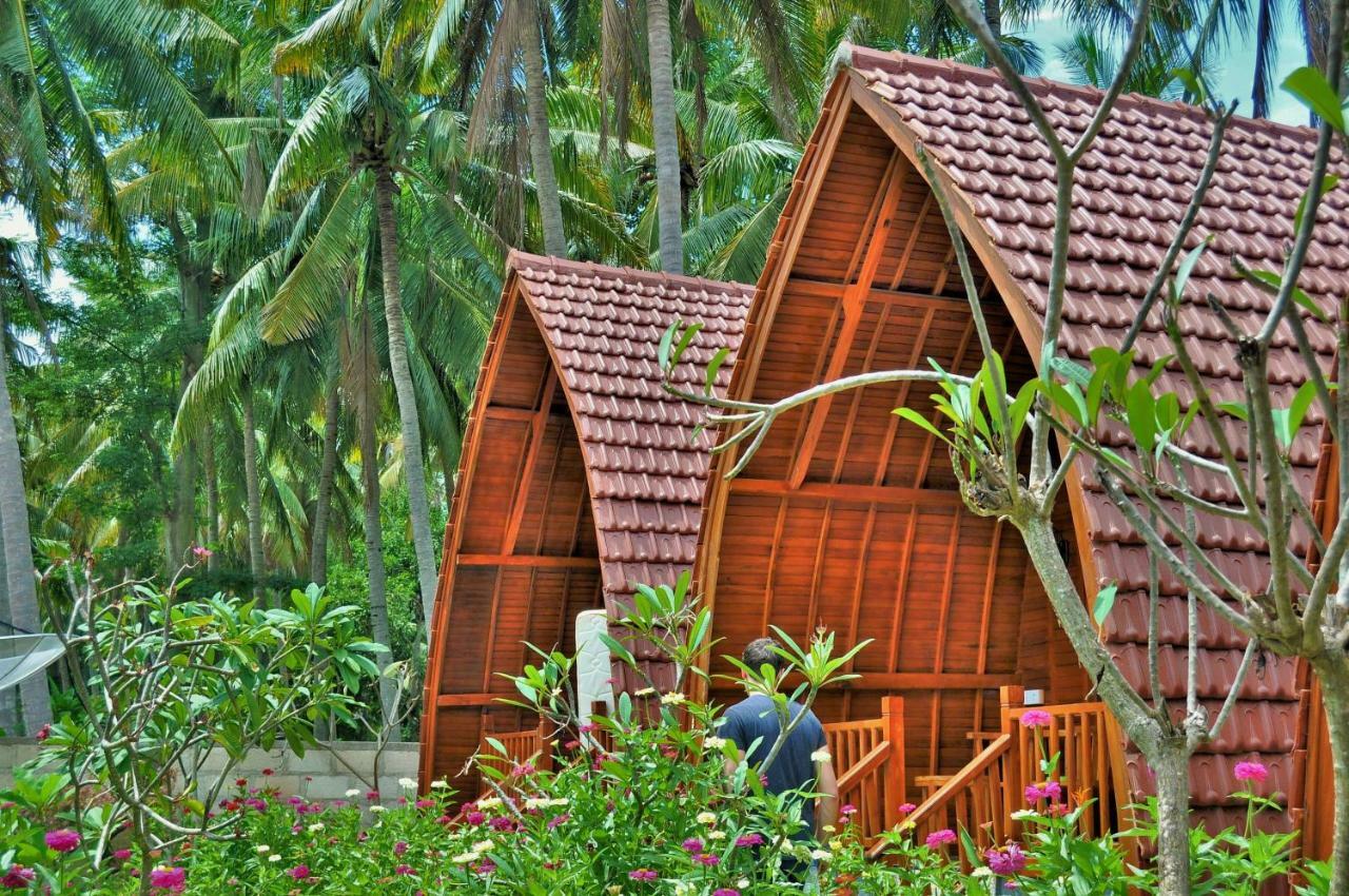 The Peace Arta Bungalow Batununggul Buitenkant foto